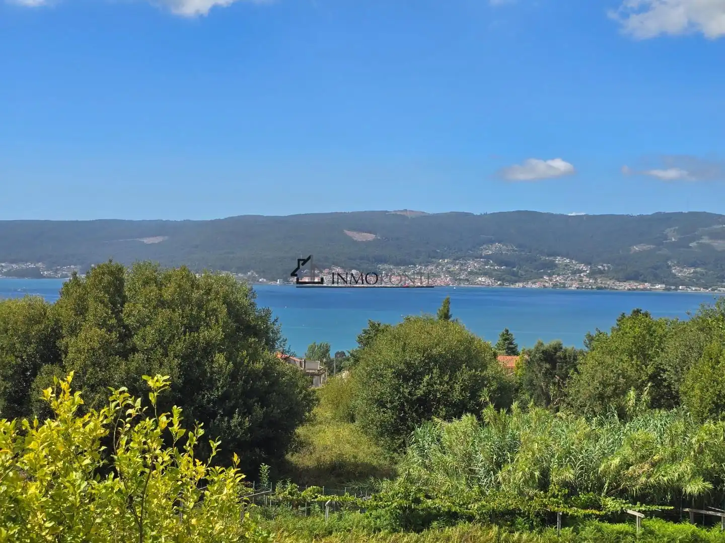 Casa o xalet en venda en Pontevedra Capital  amb Jardí privat