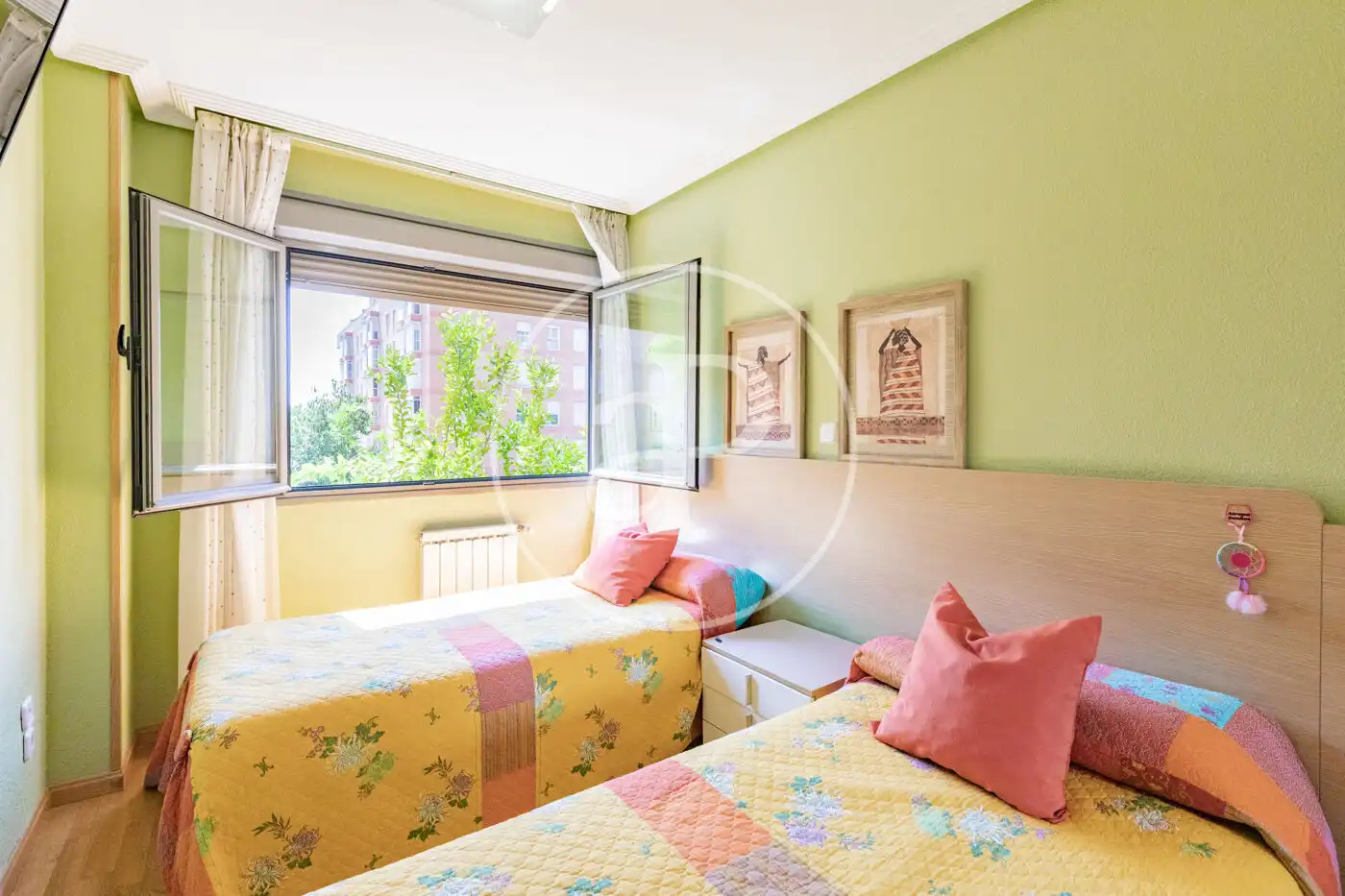 Habitación de Piso en venta en Madrid con Aire acondicionado, Calefacción y Jardín privado