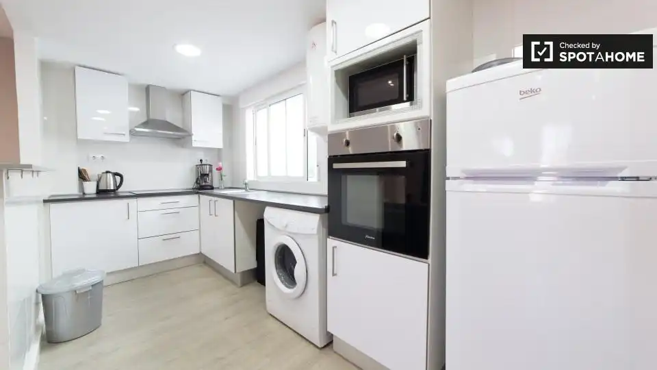 Habitación en El Cabanyal - El Canyamelar