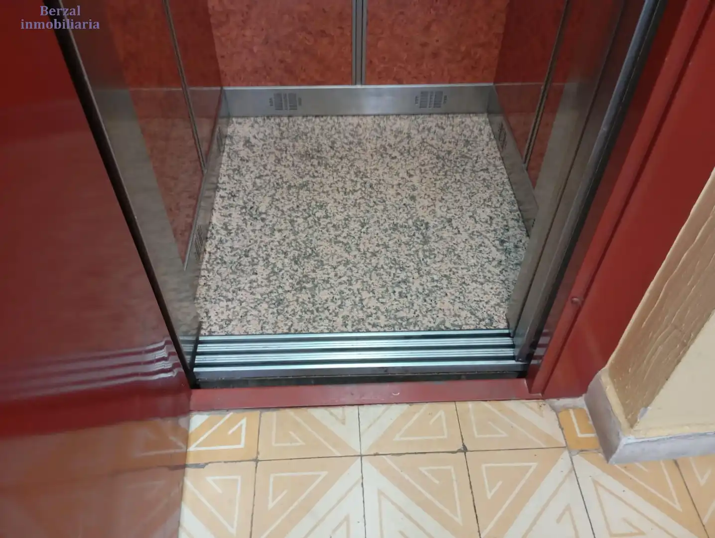 Pis en venda en  Logroño amb Calefacció, Terrassa i Balcó