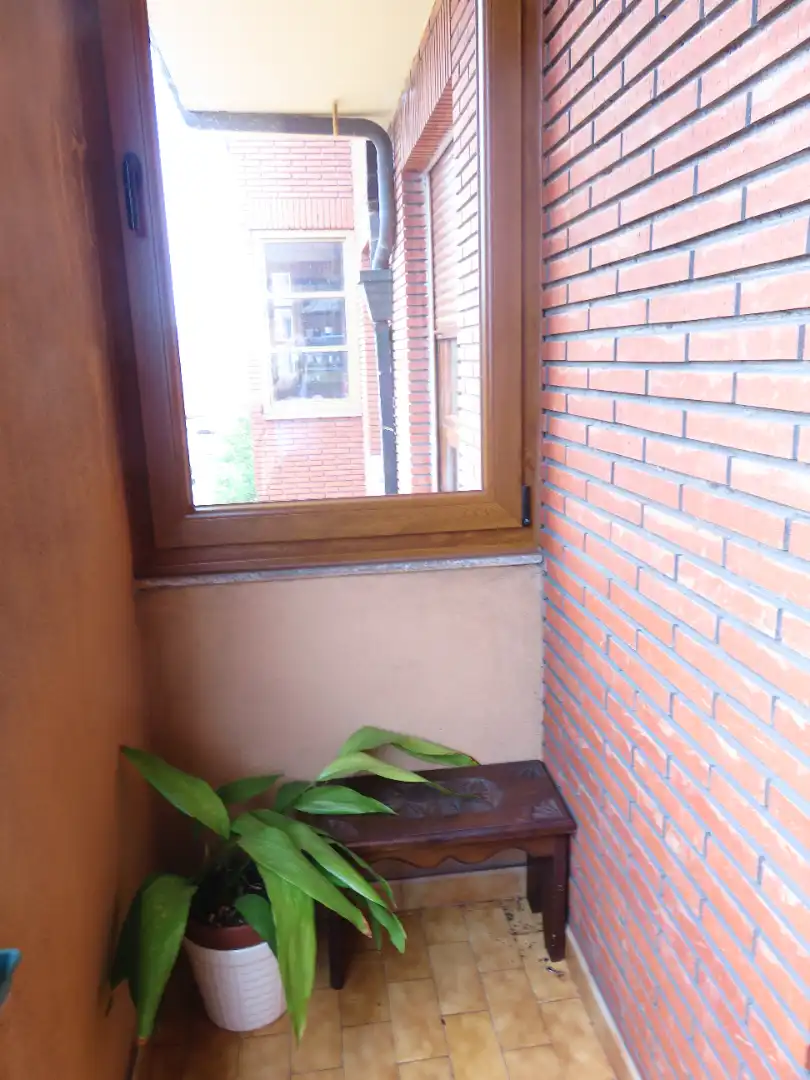 Terraza de Piso de alquiler en Avilés con Calefacción, Terraza y Amueblado