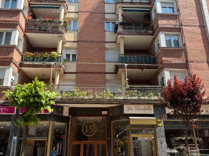 Vista exterior de Pis en venda en Barakaldo  amb Terrassa, Traster i Balcó