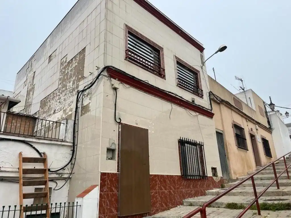 Adossat en venda a Calle Dolores