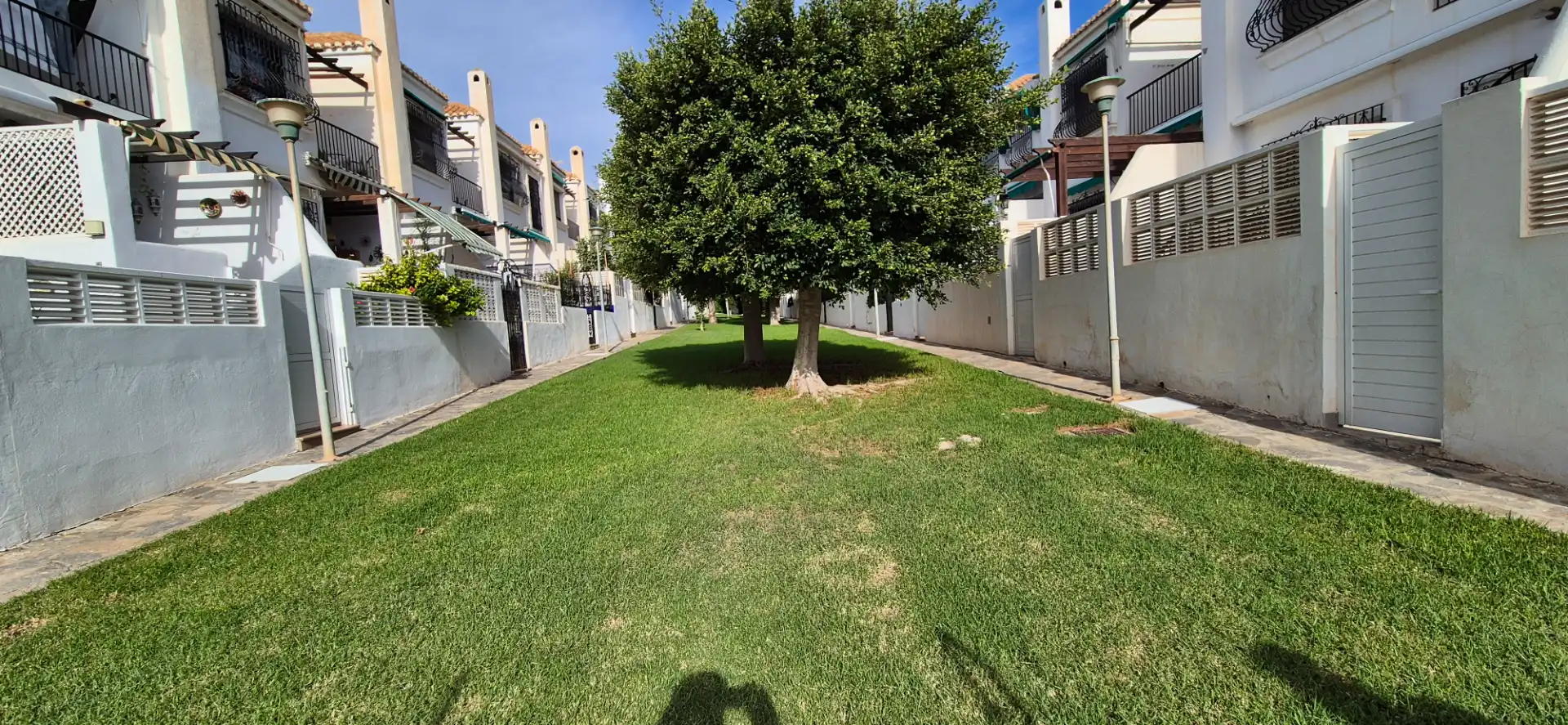 Jardín de Casa adosada en venta en Roquetas de Mar con Aire acondicionado, Terraza y Piscina