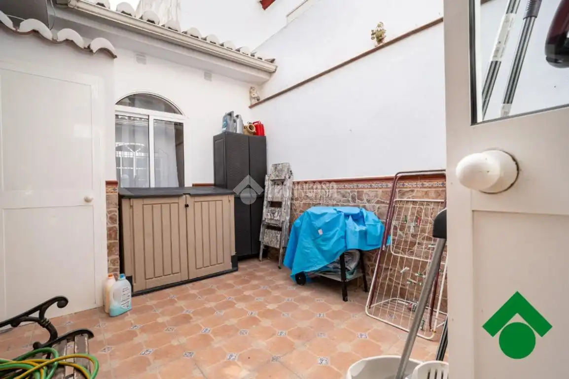 Casa adosada en venda en Cártama amb Alarma