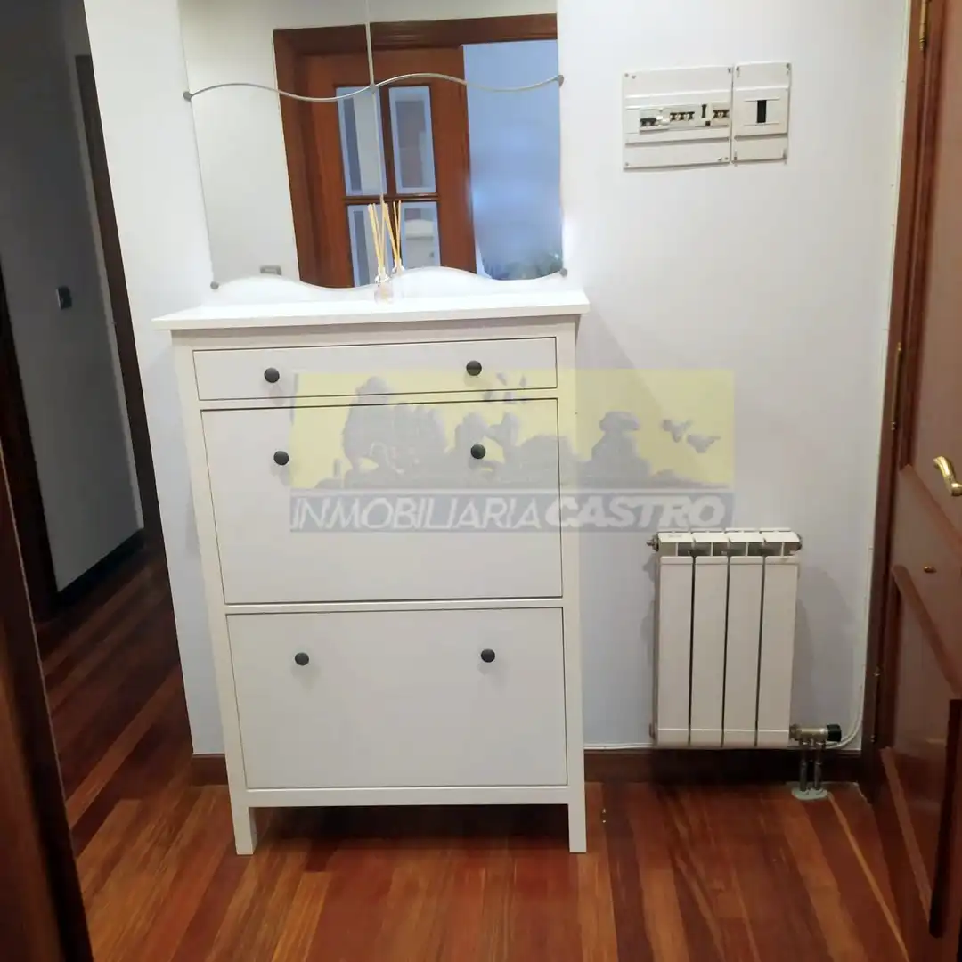 Schlafzimmer von Wohnung zur Miete in Castro-Urdiales mit Heizung, Möbliert und Balkon
