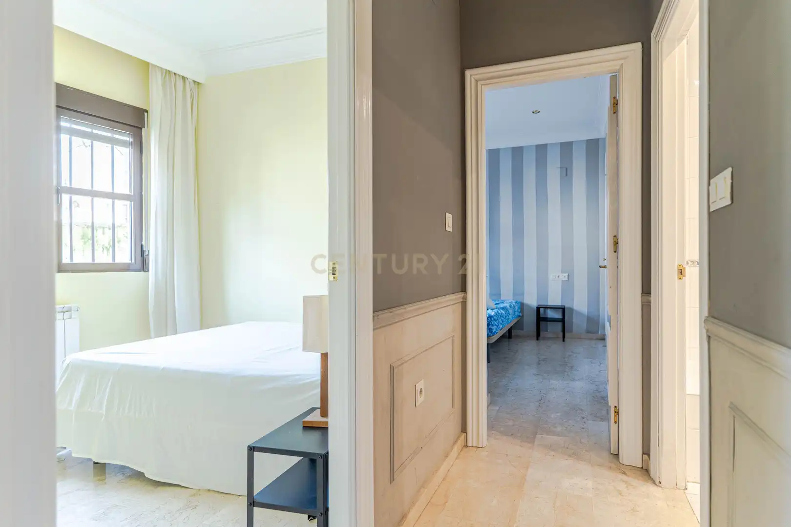 Bedroom of Flat for sale in Granada  with Air Conditioner