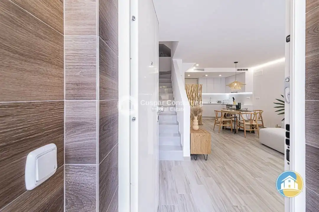 Dúplex con piscina en venta en Playa de las Gaviotas - El Pedrucho, imagen 10