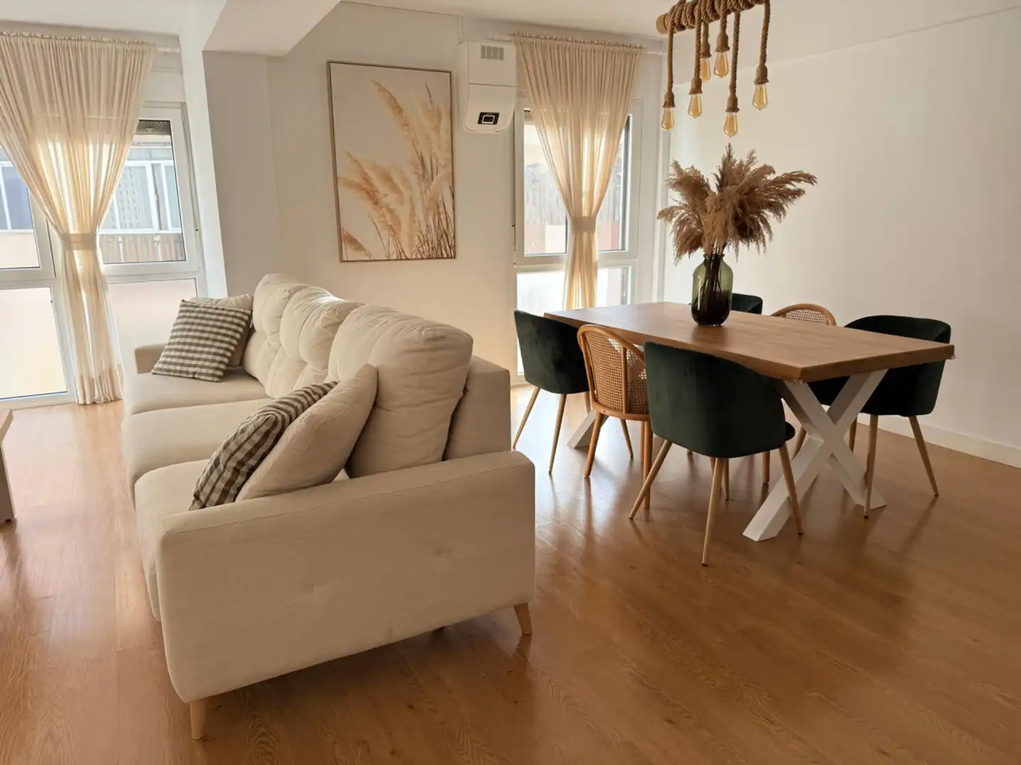 Appartamento con ascensore in vendita a Calle las Cortes, imagen 3