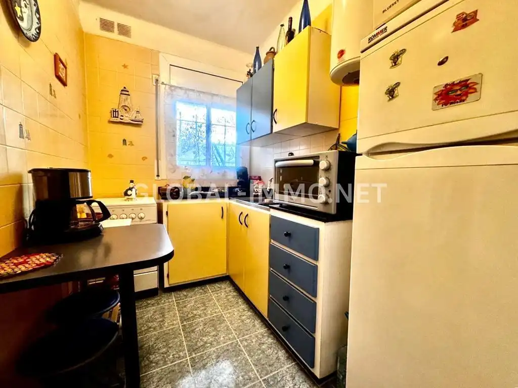 Cuina de Apartament en venda en Roses amb Aire condicionat, Calefacció i Terrassa