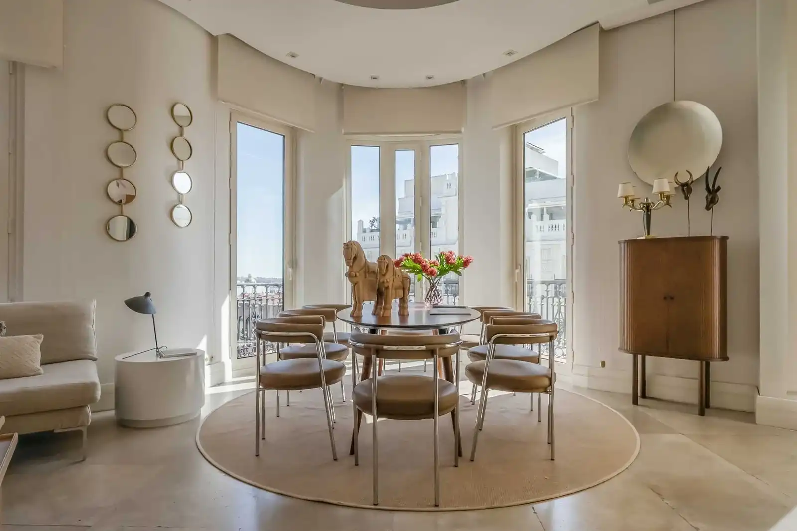 Comedor de Apartamento de alquiler en Madrid con Aire acondicionado, Calefacción y Amueblado