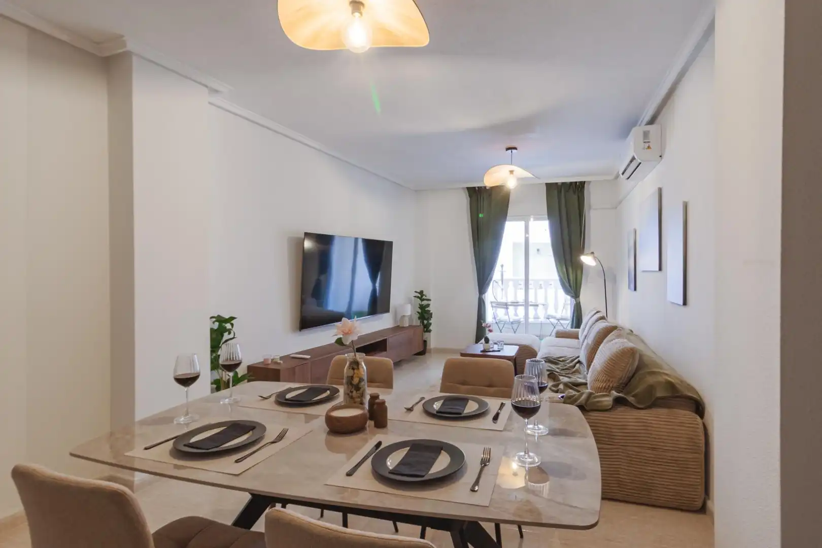 Apartment with terrace for sale in Calle C. Almudena 60, imagen 3