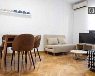 Flat to rent in Valdeacederas