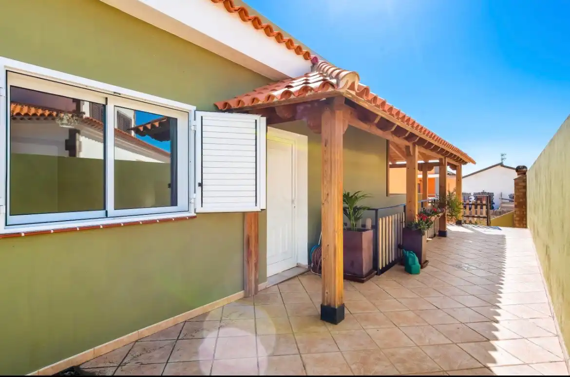 Houses for sale in Calle Amapola, El Médano