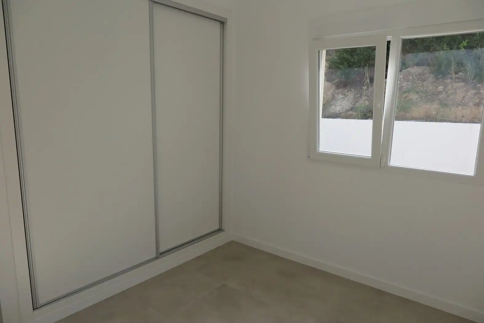 Casa amb jardí en venda a Pueblo Acantilado - Lanuza, imagen 9