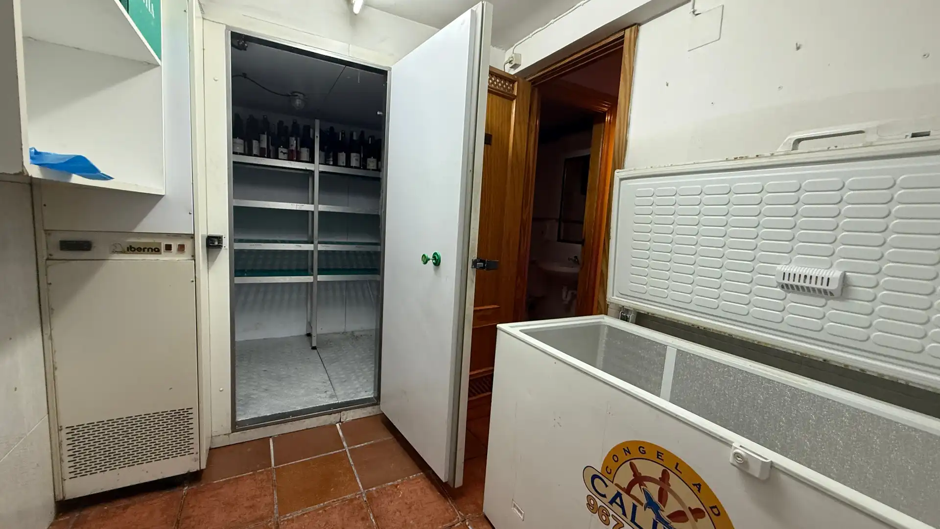 Local en venta en Albacete con Aire acondicionado, Calefacción y Amueblado