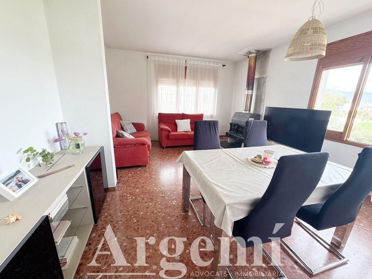House or chalet for sale