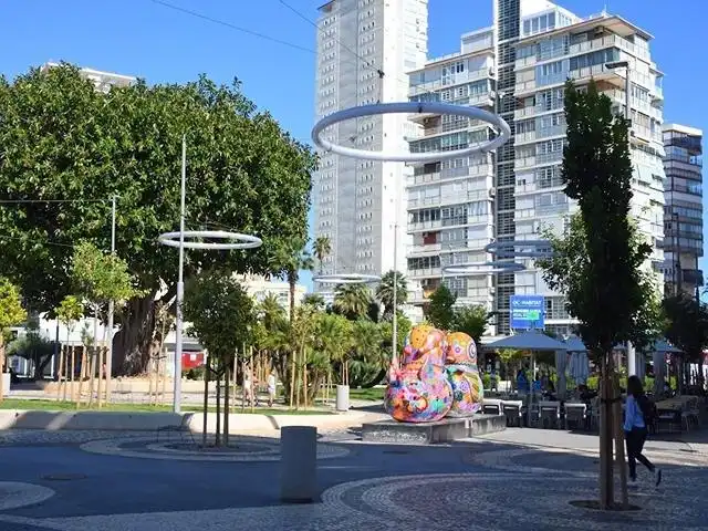 Vista exterior de Apartamento en venta en Benidorm con Jardín privado, Terraza y Piscina comunitaria