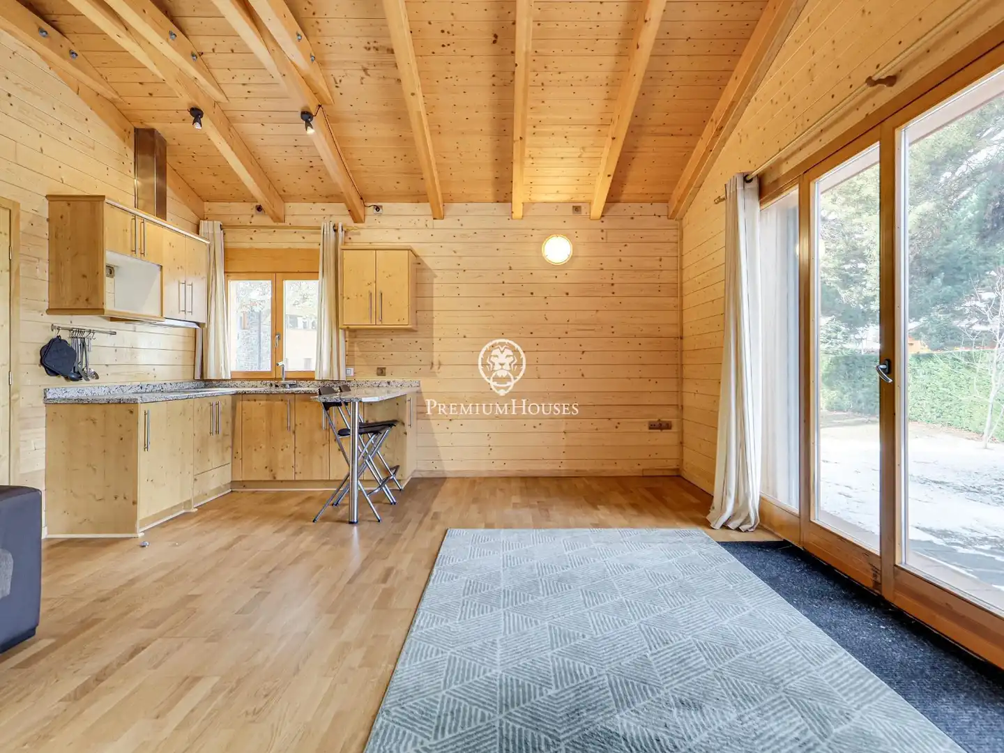Casa o xalet en venda en Alp amb Calefacció, Jardí privat i Parquet