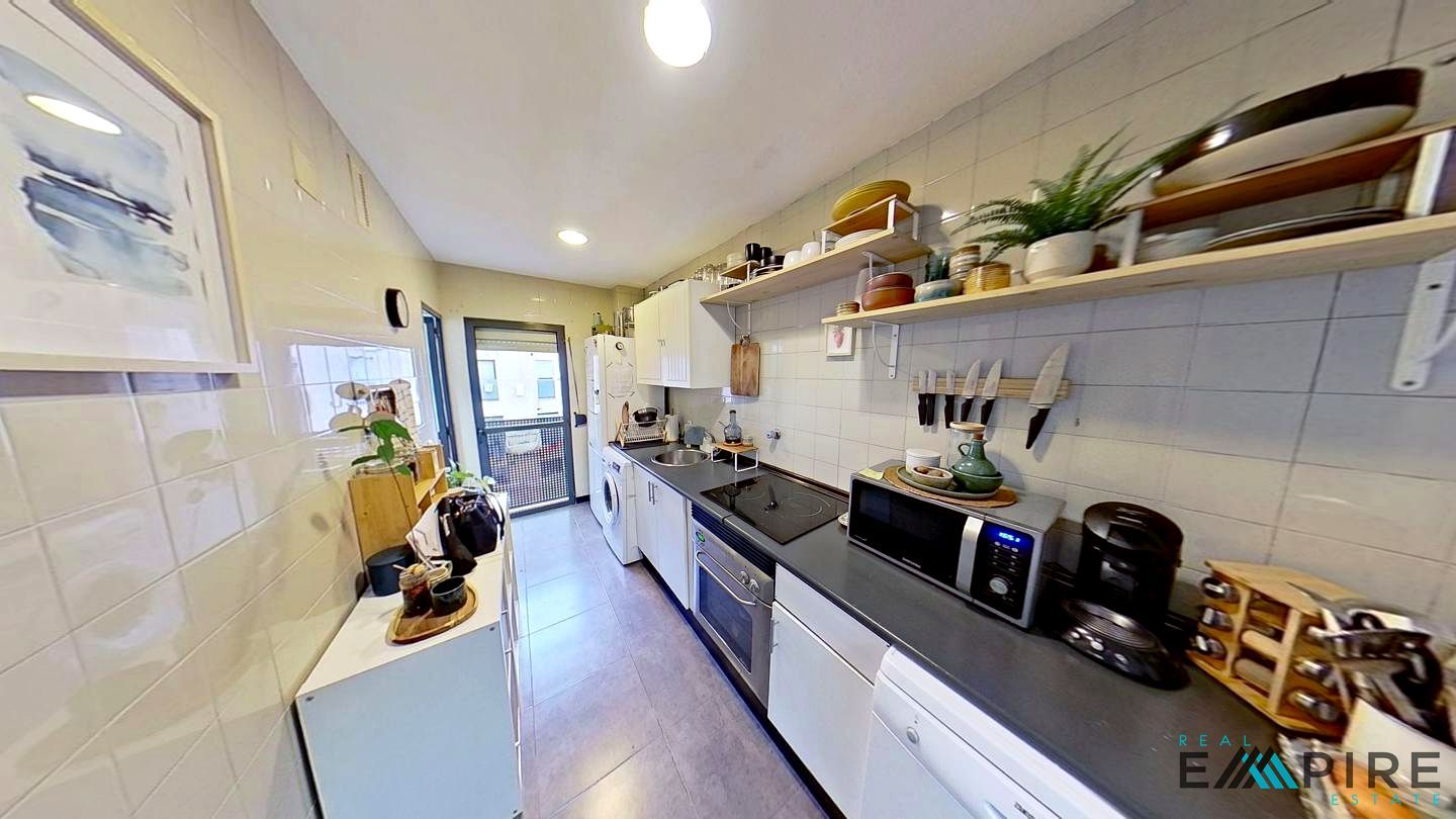 Cuina de Pis en venda en  Madrid Capital amb Aire condicionat, Calefacció i Balcó