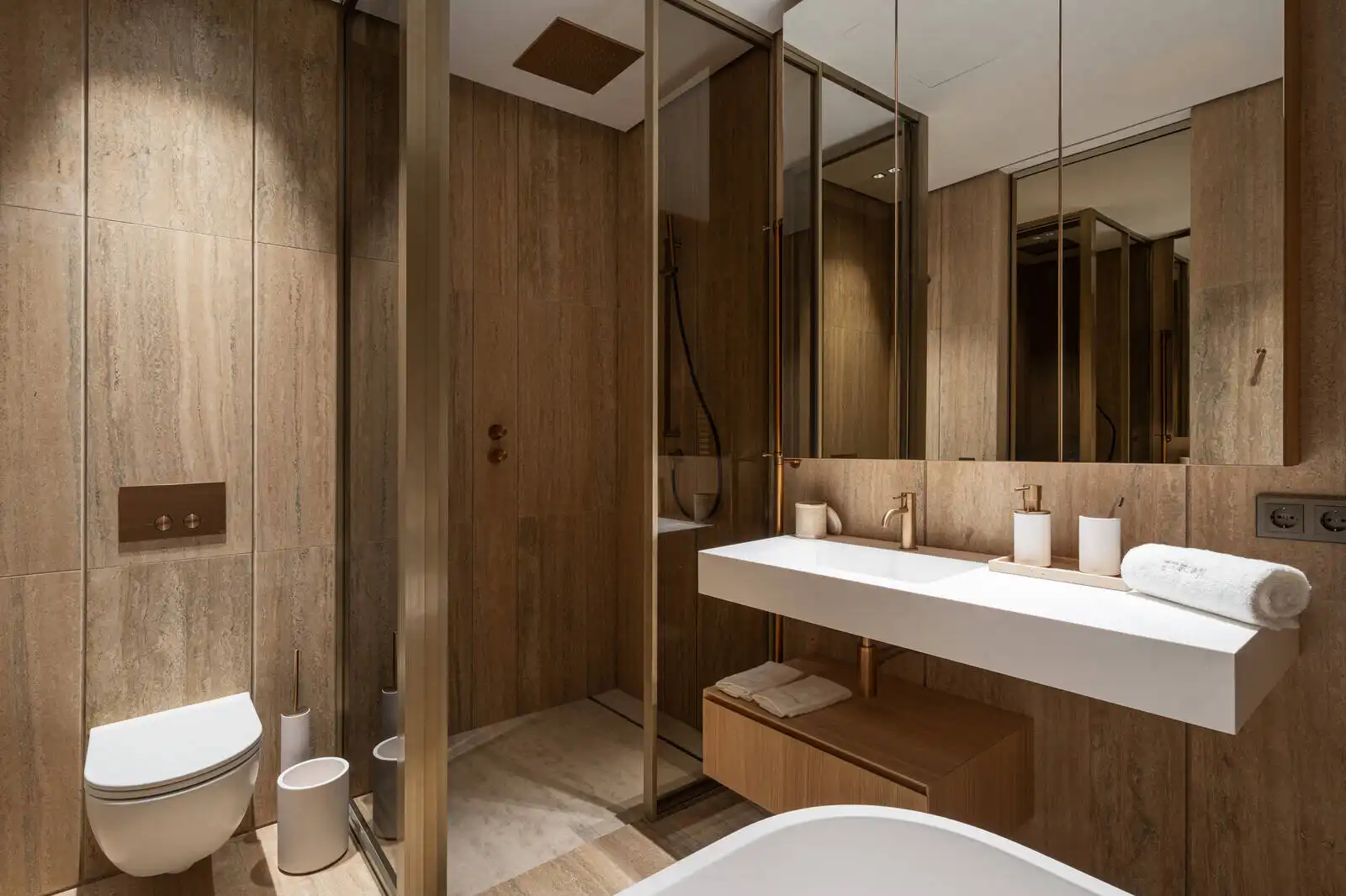 Bathroom of Apartments for sale in Estepona  with Air Conditioner, Terrace and Storage room