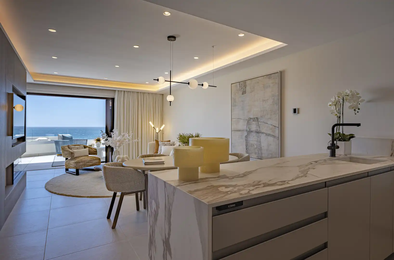Menjador de Apartament en venda en Estepona amb Aire condicionat, Terrassa i Traster