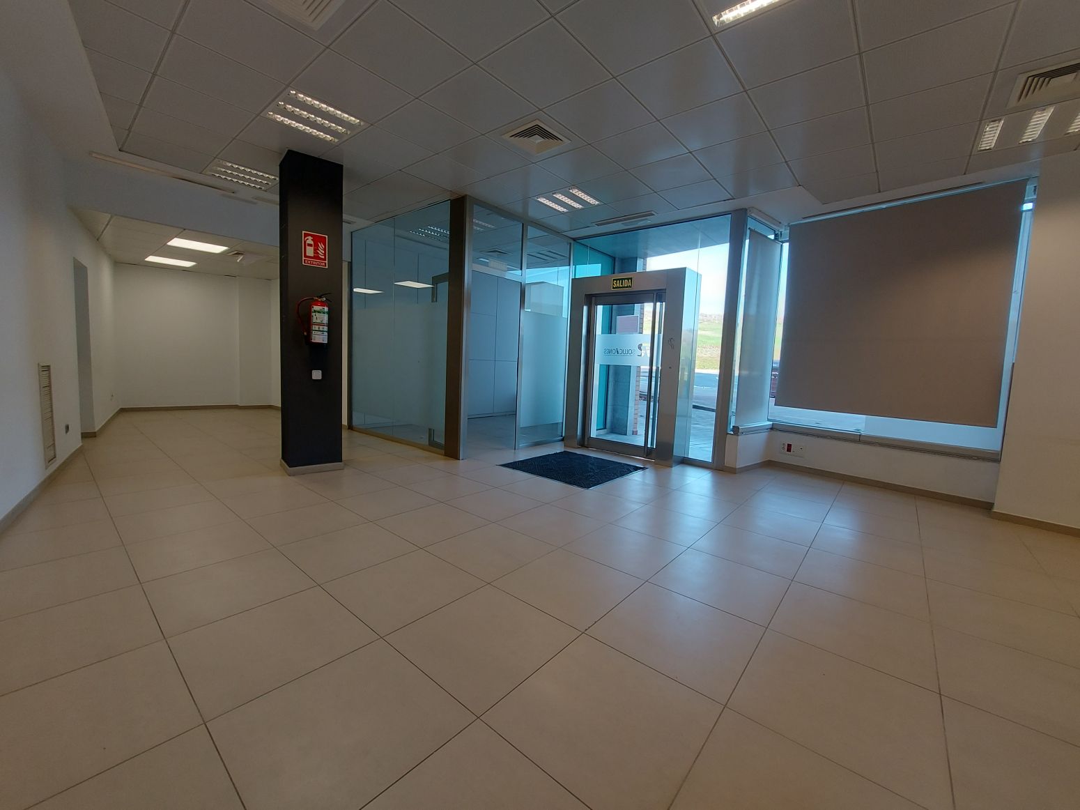 Local en venda en  Logroño amb Aire condicionat