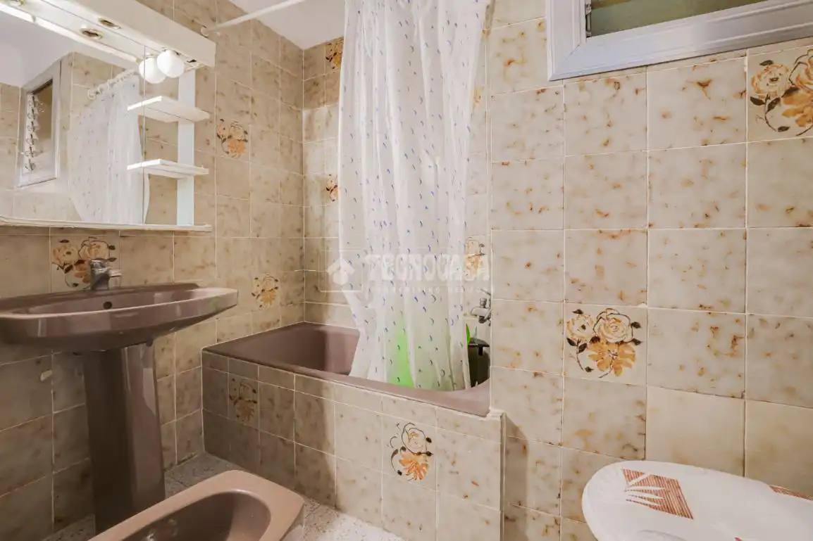 Baño de Piso en venta en Santa Coloma de Gramenet