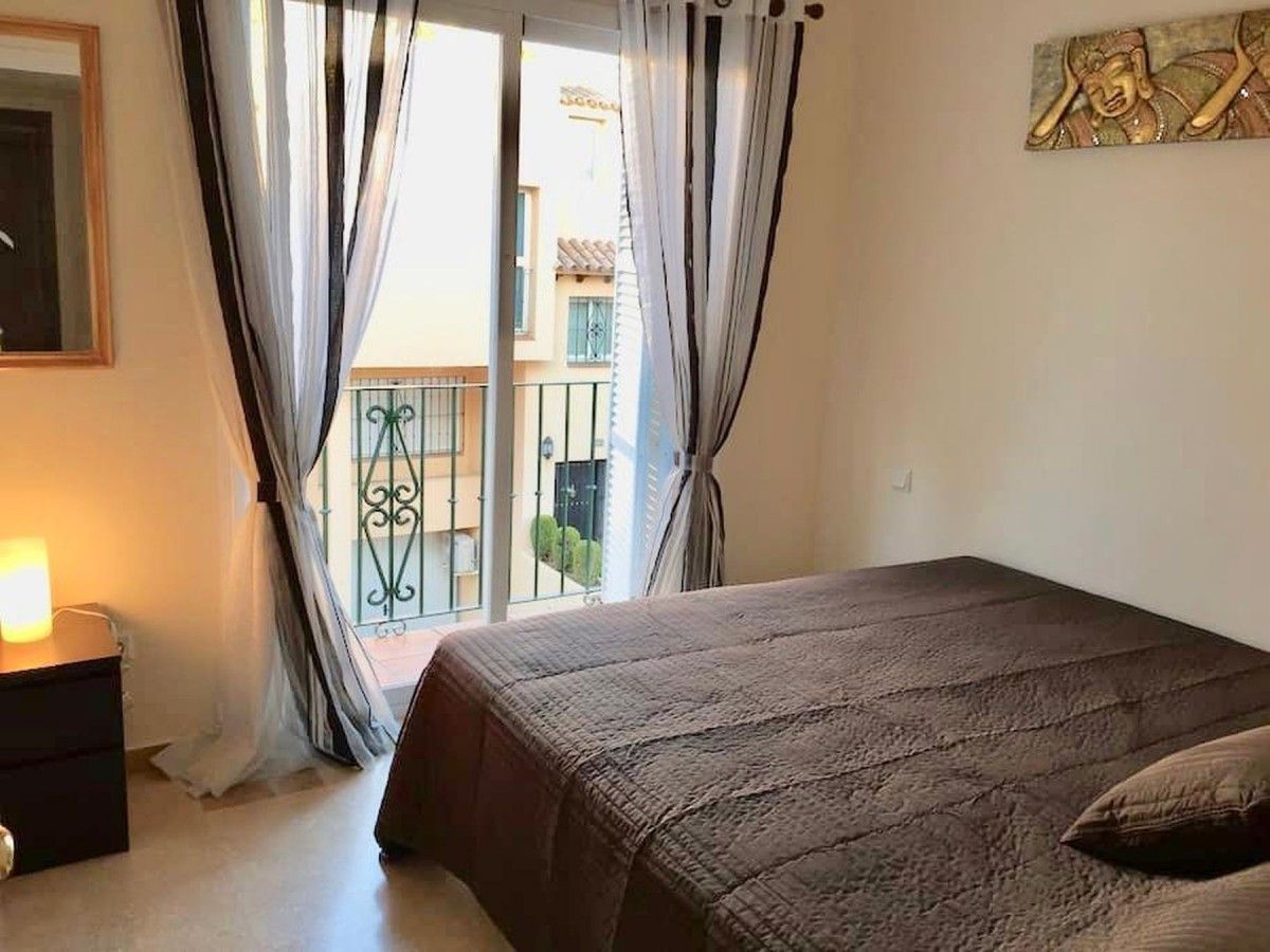 Casa adosada en venda a Casco Antiguo