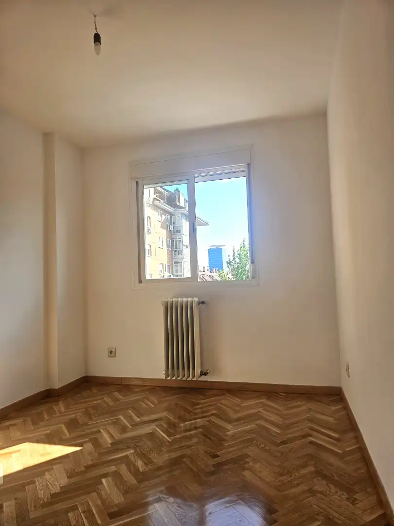 Habitación de Piso en venta en Alcalá de Henares con Calefacción, Parquet y Terraza