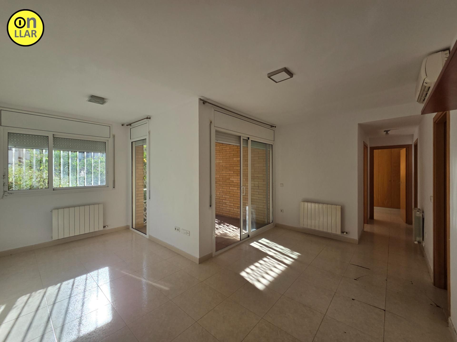 Flat for sale in Calafell  with Private garden, Terrace and Community pool