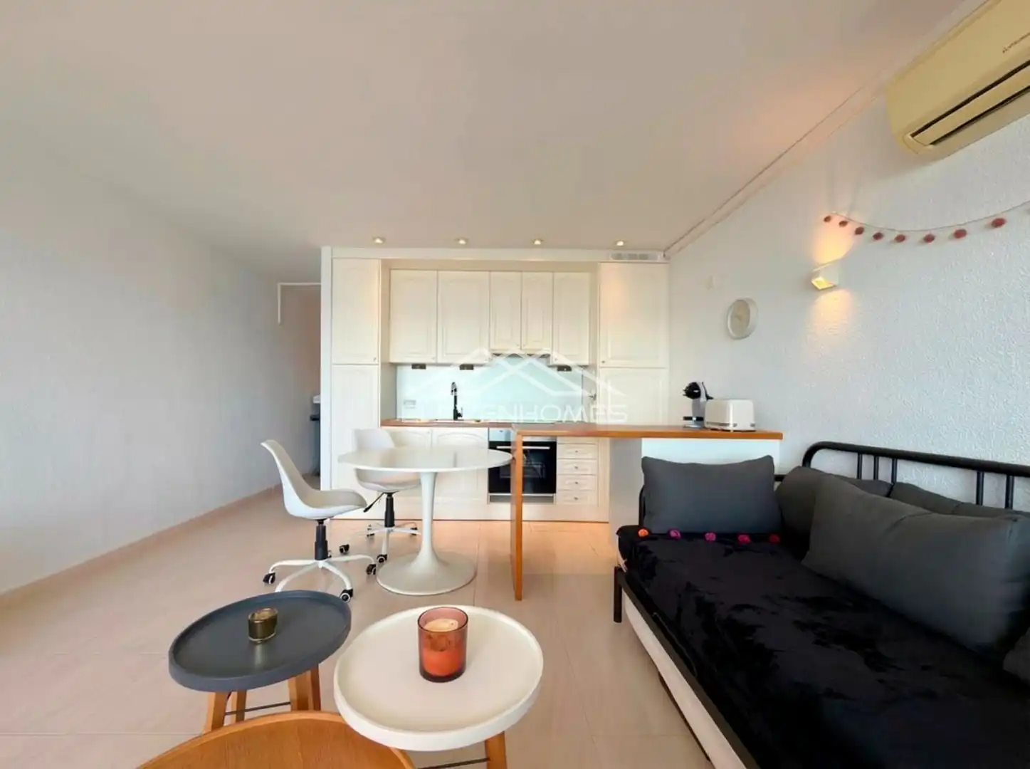 Living room of Flat for sale in Calvià  with Air Conditioner, Heating and Terrace