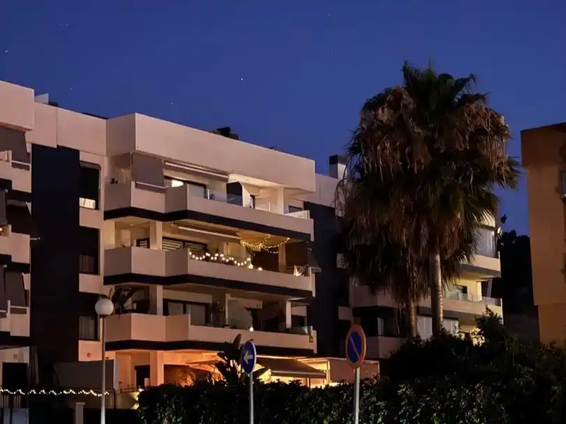 Vista exterior de Pis en venda en Cártama amb Aire condicionat, Traster i Piscina