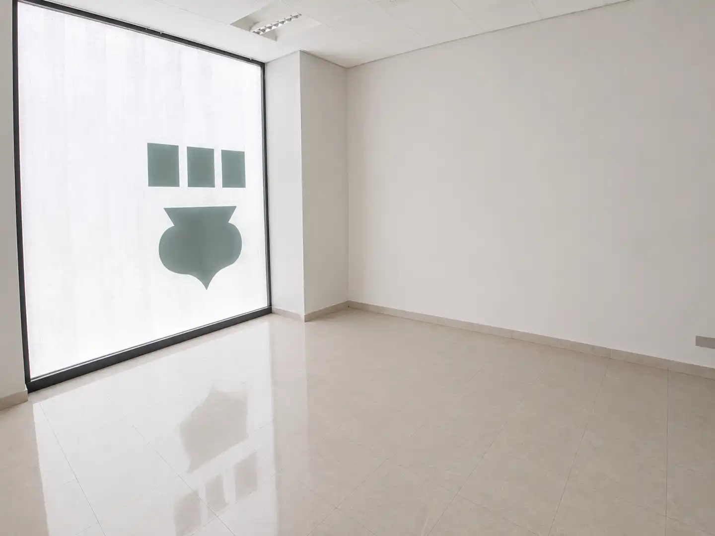 Local comercial en venta en Carrer Violant d'Hongria 13, imagen 5