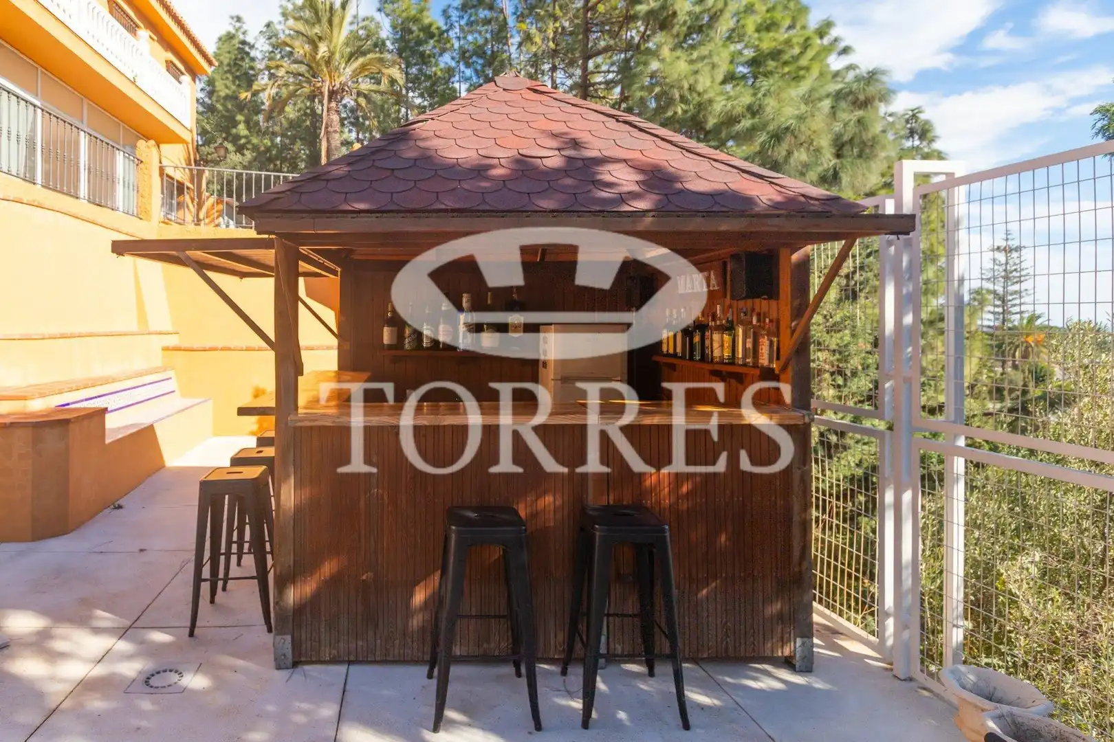 Terrassa de Casa o xalet en venda en Málaga amb Aire condicionat, Calefacció i Jardí privat