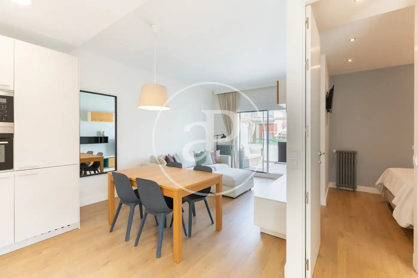 Wohnzimmer von Dachboden zur Miete in Madrid mit Klimaanlage, Heizung und Terrasse