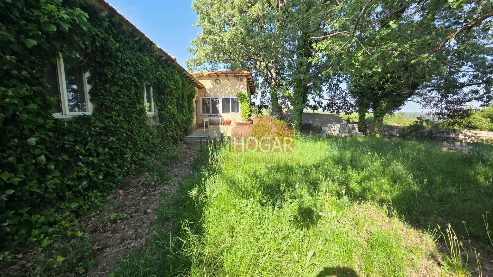 Casa o xalet en venda en Herradón de Pinares amb Calefacció i Moblat