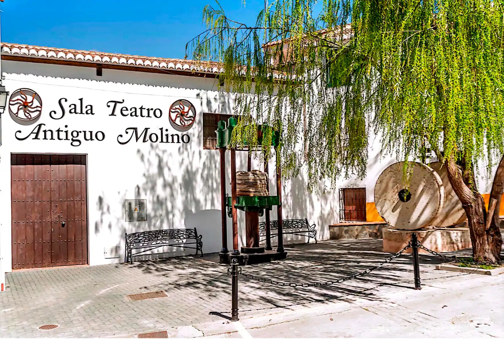 Vista exterior de Finca rústica en venda en El Pinar amb Terrassa, Piscina i Moblat