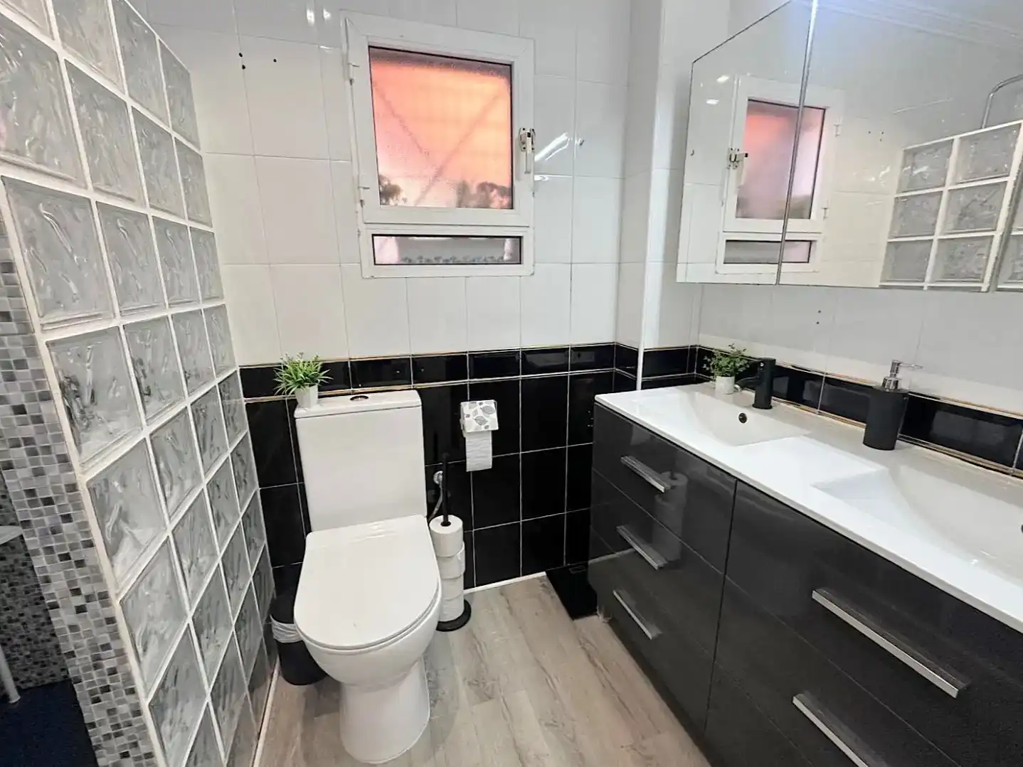 Bathroom of Flat for sale in El Moncayo - El Pòrtic