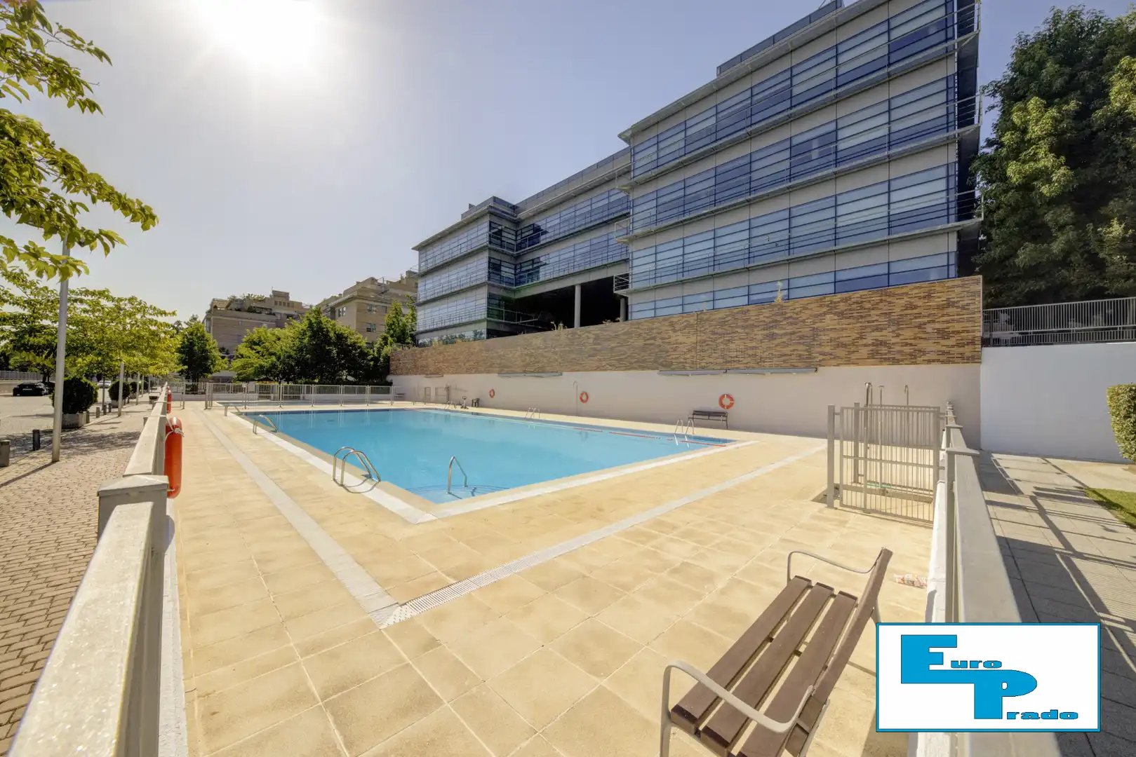 Piscina de Àtic en venda en Madrid amb Aire condicionat, Calefacció i Jardí privat