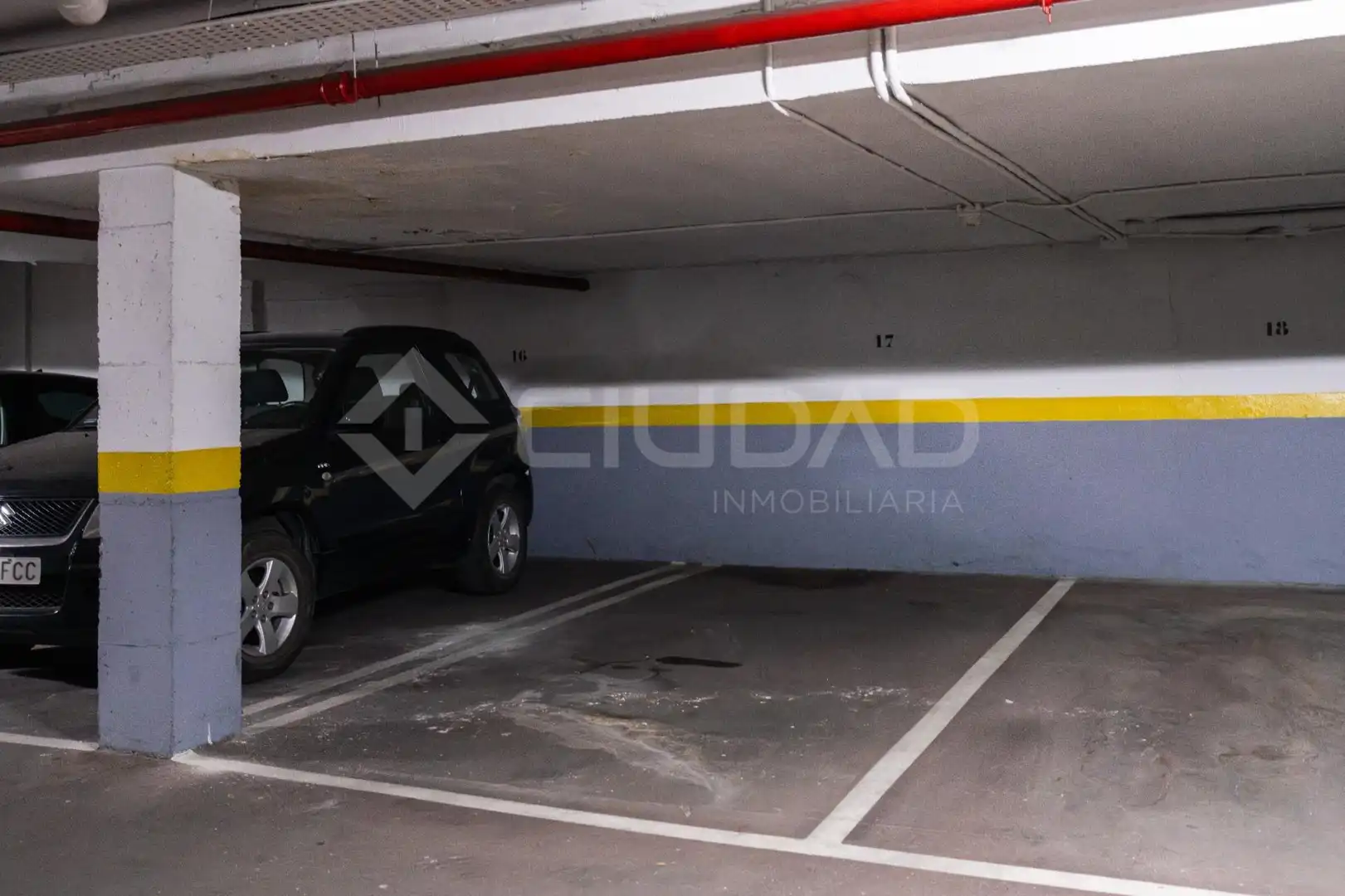 Garage for sale in Doctor Barraquer - G. Renfe - Policlínico