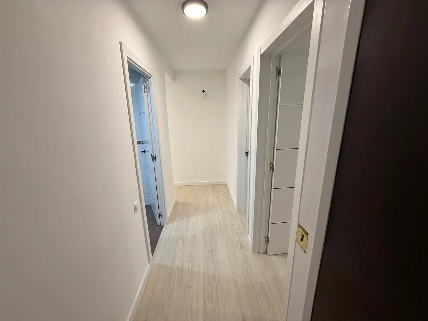 Flat for sale in L'Hospitalet de Llobregat  with Alarm
