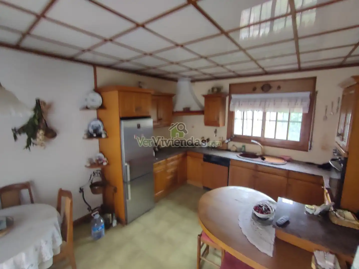 Cocina de Casa o chalet en venta en Vallirana con Jardín privado, Terraza y Horno