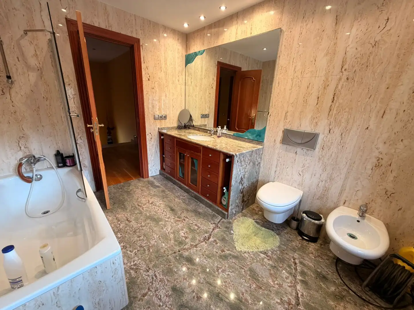Baño de Casa o chalet en venta en Cavia con Calefacción y Jardín privado
