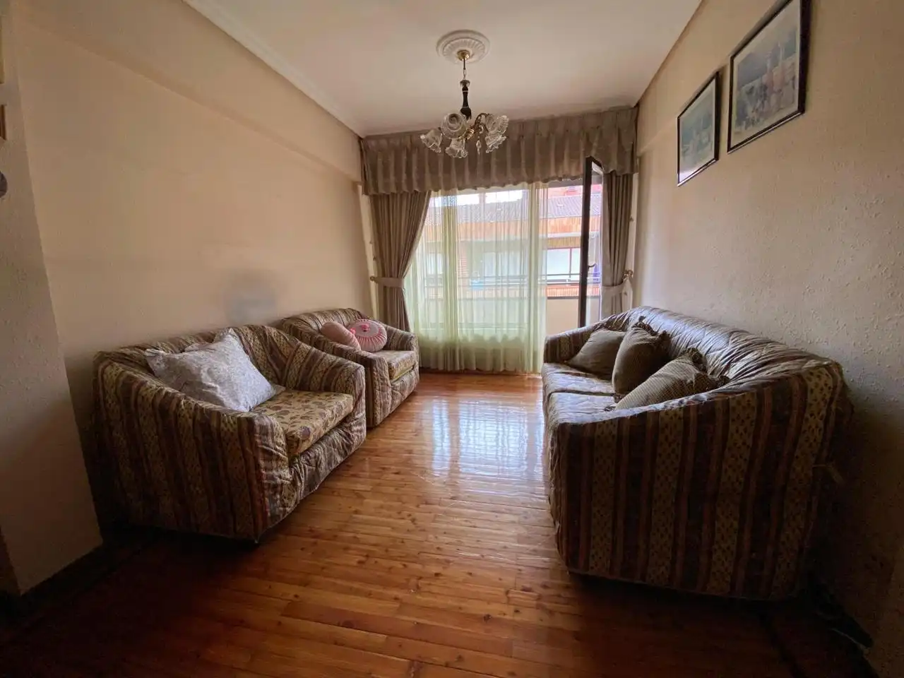 Sala d'estar de Pis en venda en Durango amb Calefacció i Balcó
