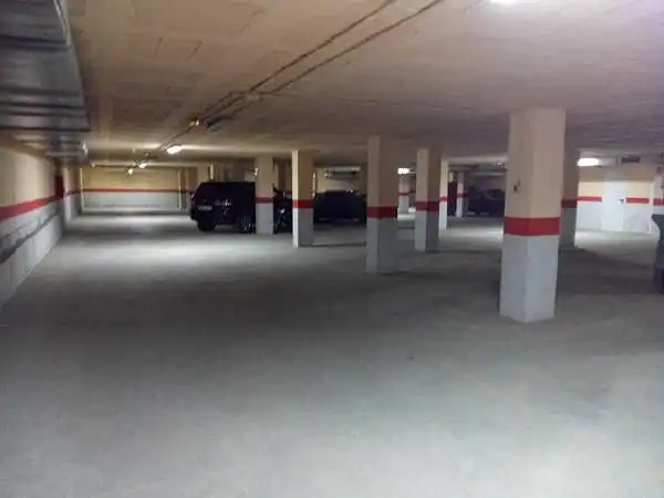 Parking for sale in C/ Sardana, imagen 5