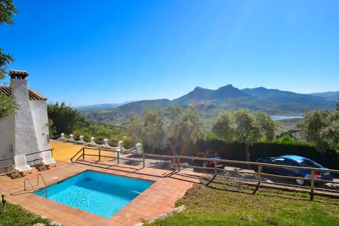 Jardín de Finca rústica en venta en Zahara con Aire acondicionado, Calefacción y Jardín privado