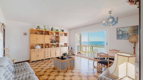 Foto 5 de Piso en venta en Baixador, Castelldefels