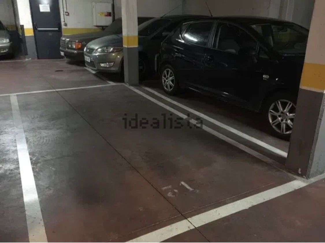 Aparcament de Garatge de lloguer en Pinto