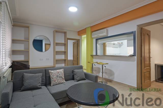 Piso en Alquiler en Calle Altozano en Ciudad Jardín